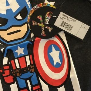 tokidoki Tops - NWT 2016 Captain Large Grey Tee by Marvel Tokidoki tokidoki Tops - NWT 2016 Captain Large Grey Tee by Marvel Tokidoki